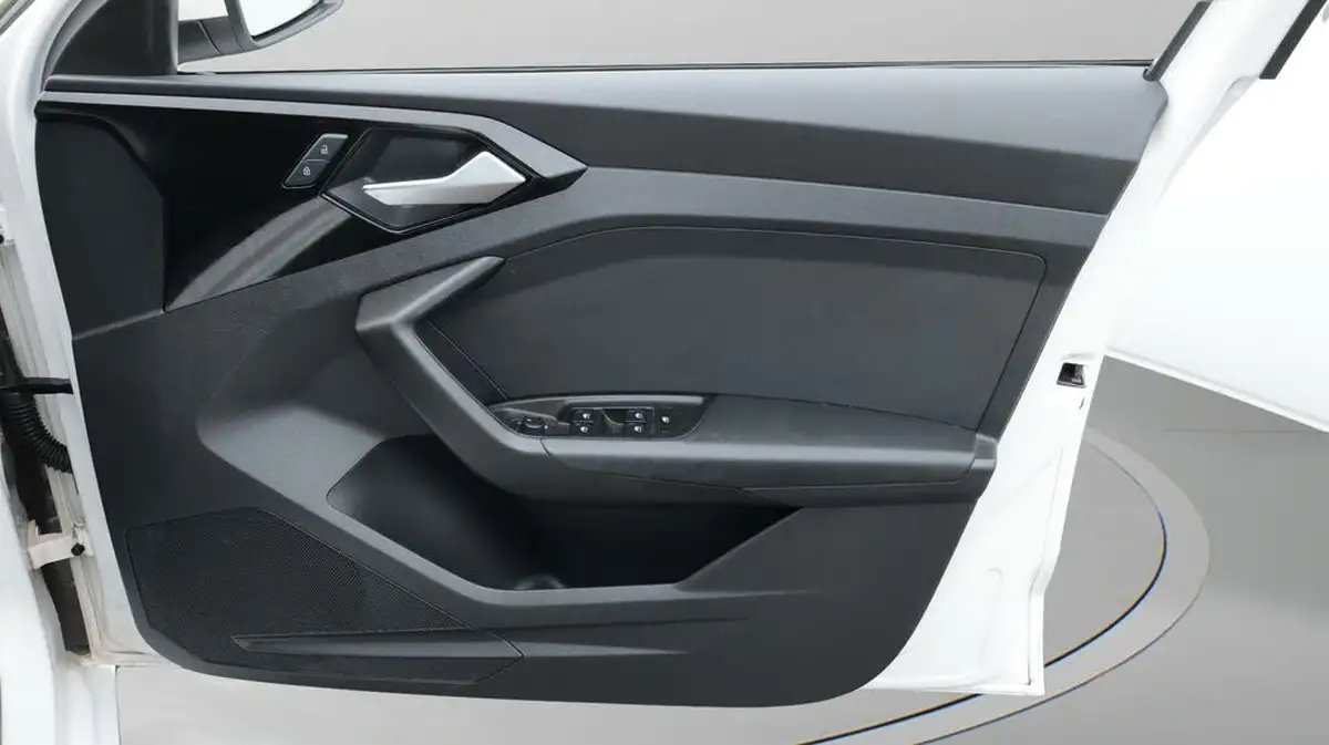 2022-audi-a1-10-25-tfsi-technik-big-15