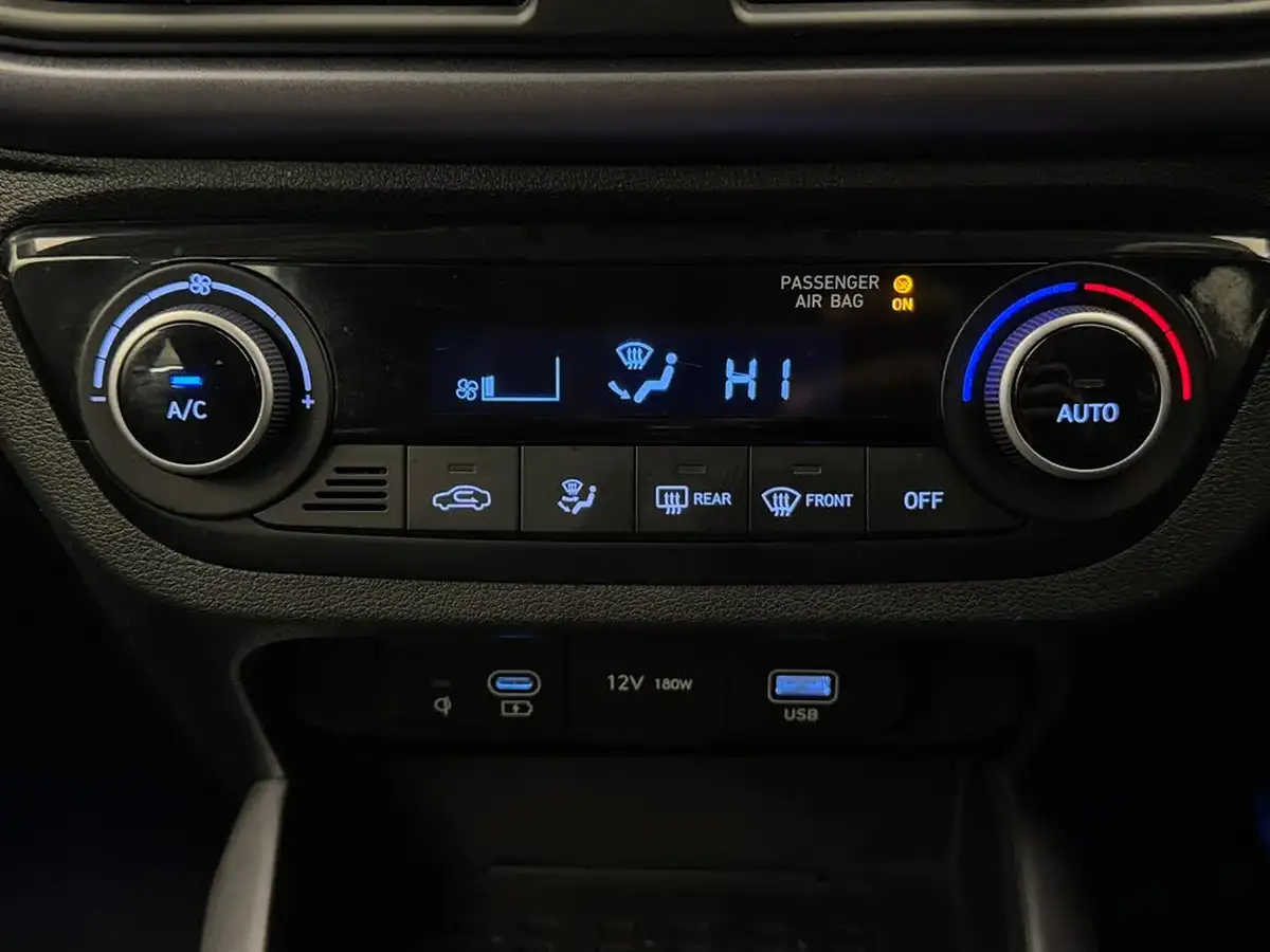 2024-hyundai-i10-10-premium-63ps-auto-big-28