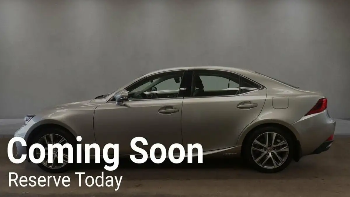2017-lexus-is-300h-25-advance-big-2