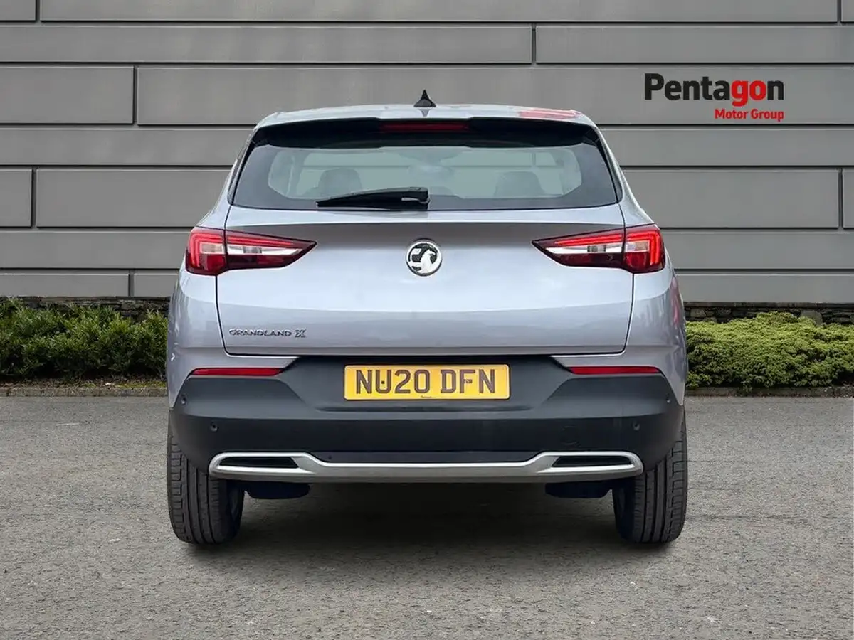 2020-vauxhall-grandland-x-15td-elite-nav-ecotec-blueinjection-big-16