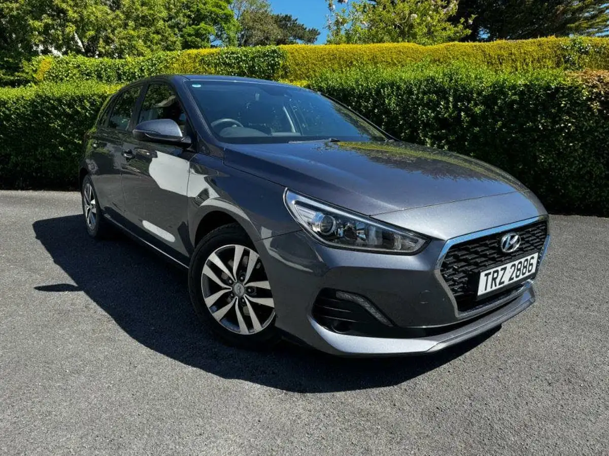 2021-hyundai-i30-16crdi-se-nav-115ps-hatchback-big-0
