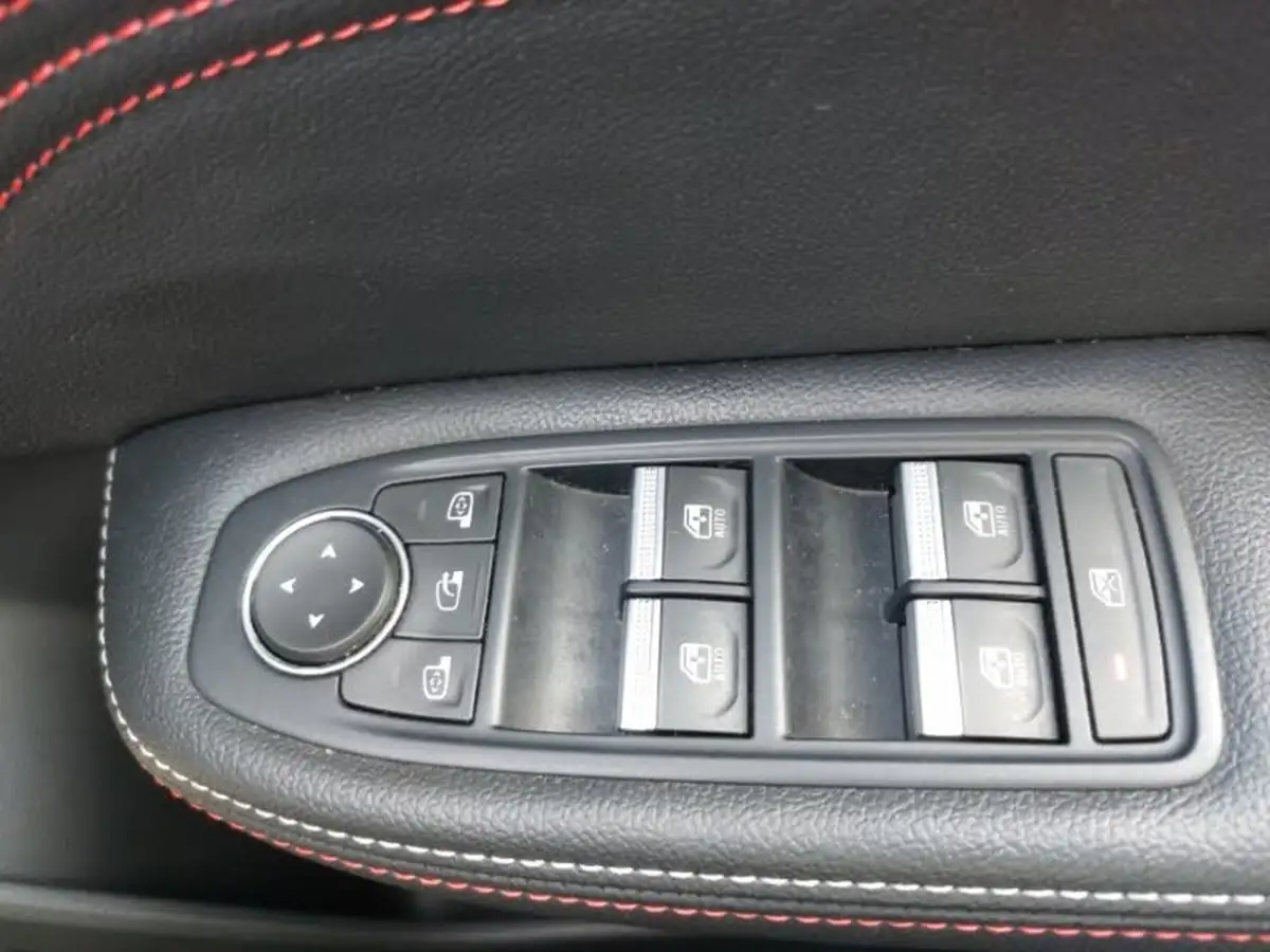 2022-renault-arkana-13-tce-rs-line-big-16