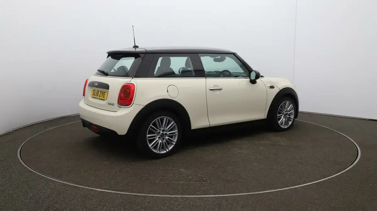 2018-mini-cooper-15-cooper-series-ii-ss-hatchback-3d-big-49