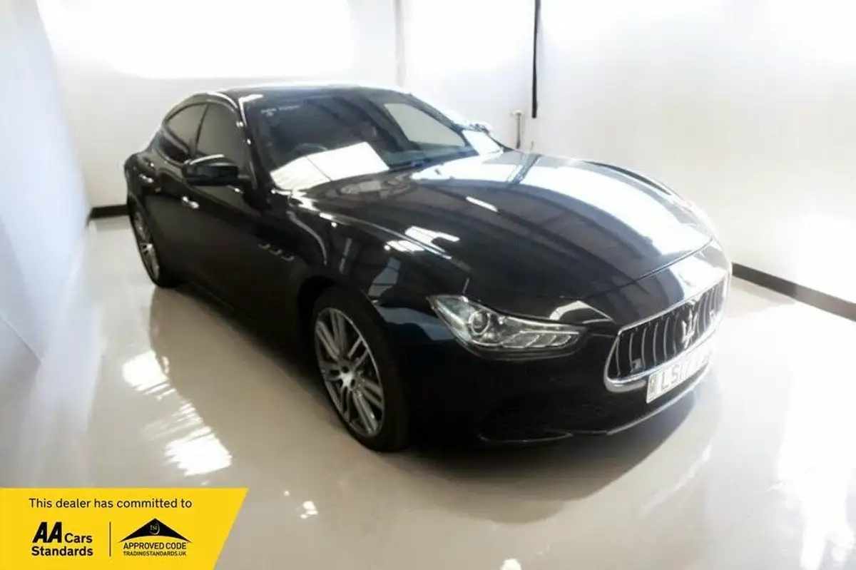 2017-maserati-ghibli-30-330ps-2979cc-big-0