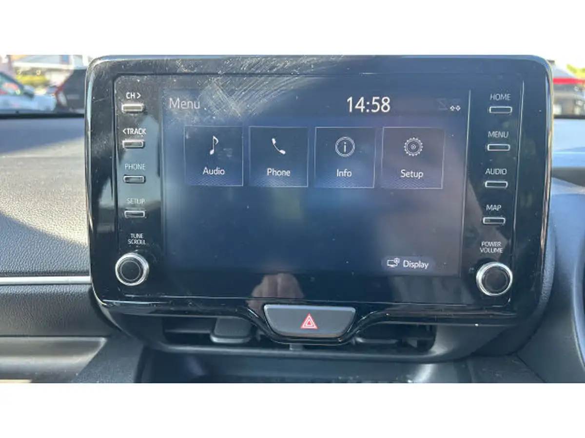2022-toyota-yaris-15-vvt-i-design-big-26