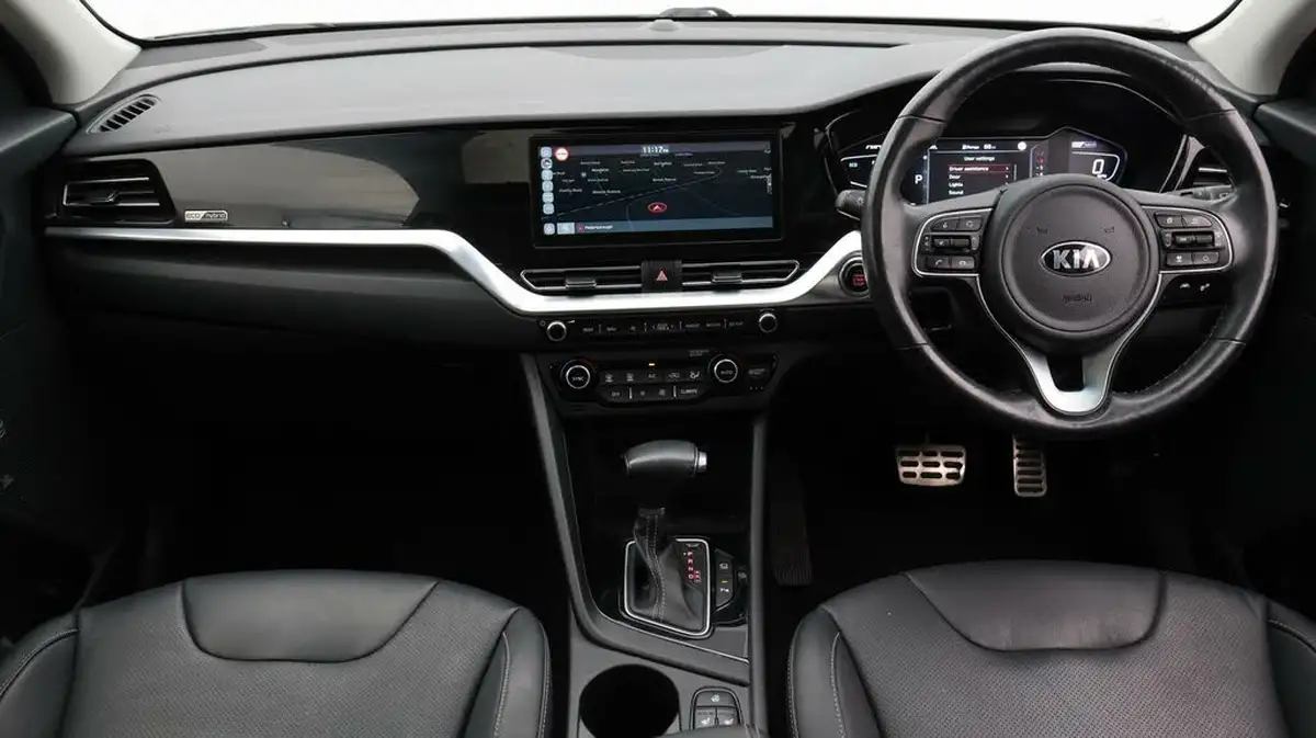 2021-kia-niro-16-gdi-4-156kwh-big-13