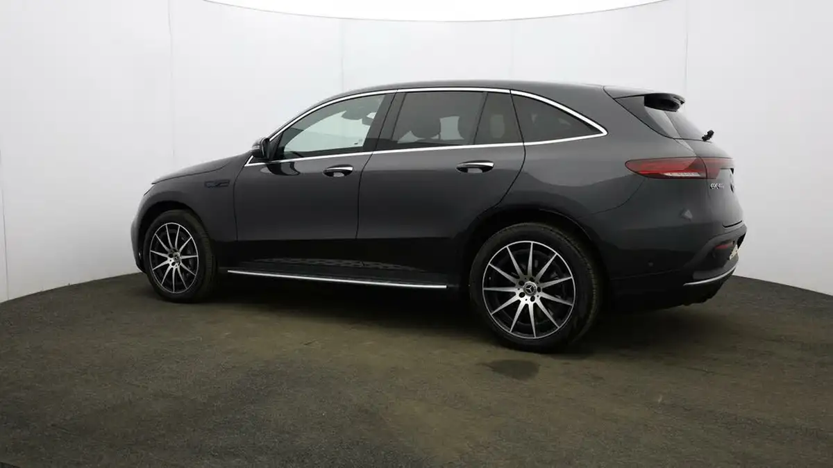2020-mercedes-benz-eqc-e-eqc-400-amg-line-big-57