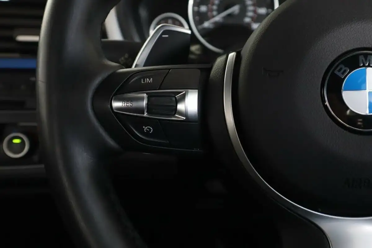 2015-bmw-3-series-20td-320d-m-sport-184bhp-saloon-4d-auto-big-20
