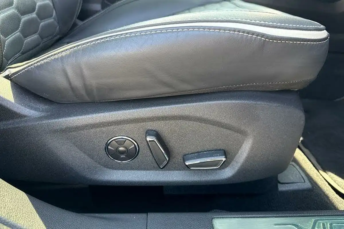 2022-ford-mondeo-20-tivct-vignale-estate-5d-big-30