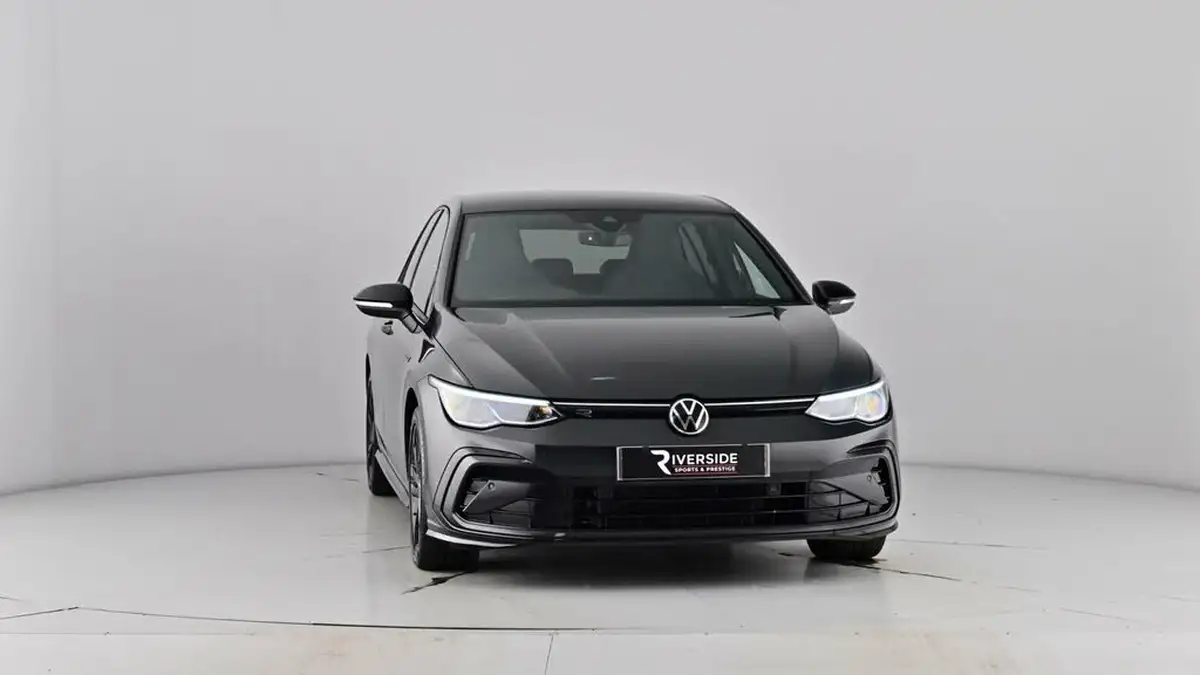 2022-volkswagen-golf-15-tsi-r-line-130ps-hatchback-big-50
