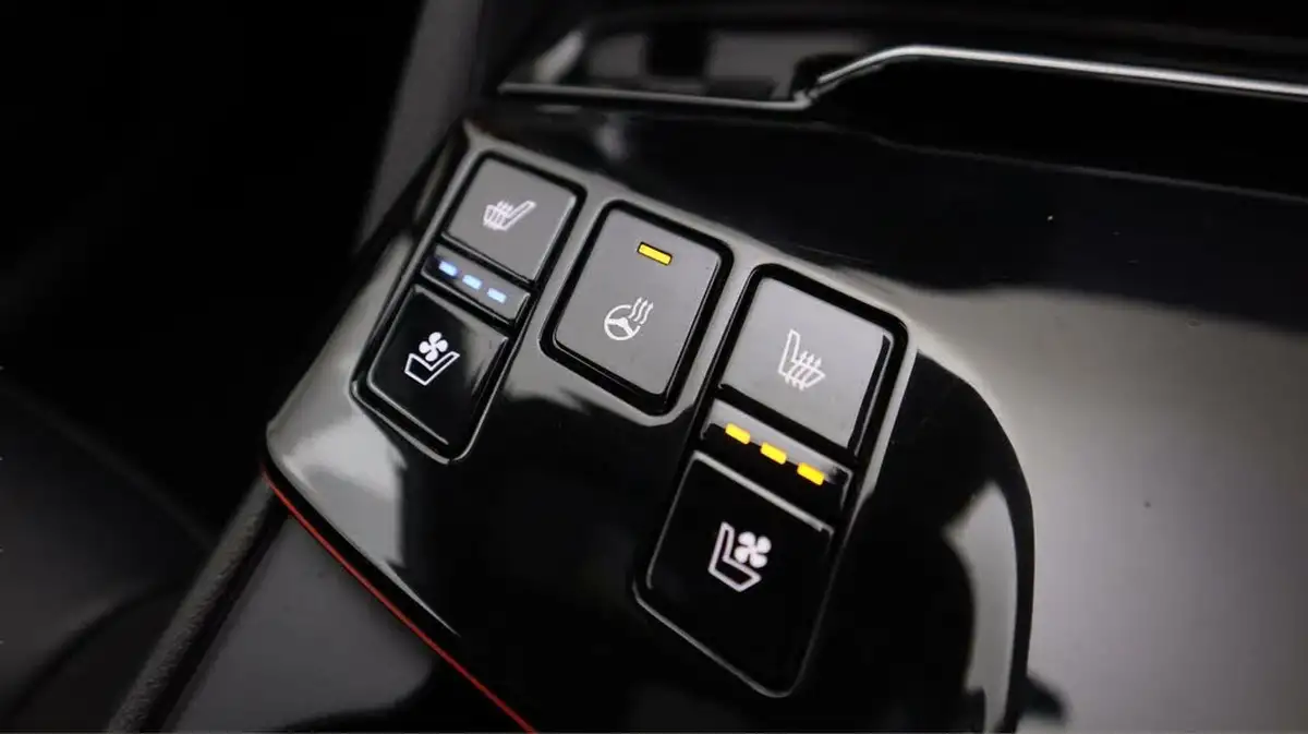 2022-kia-sportage-16-t-gdi-gt-line-s-226bhp-hev-1598cc-auto-big-22