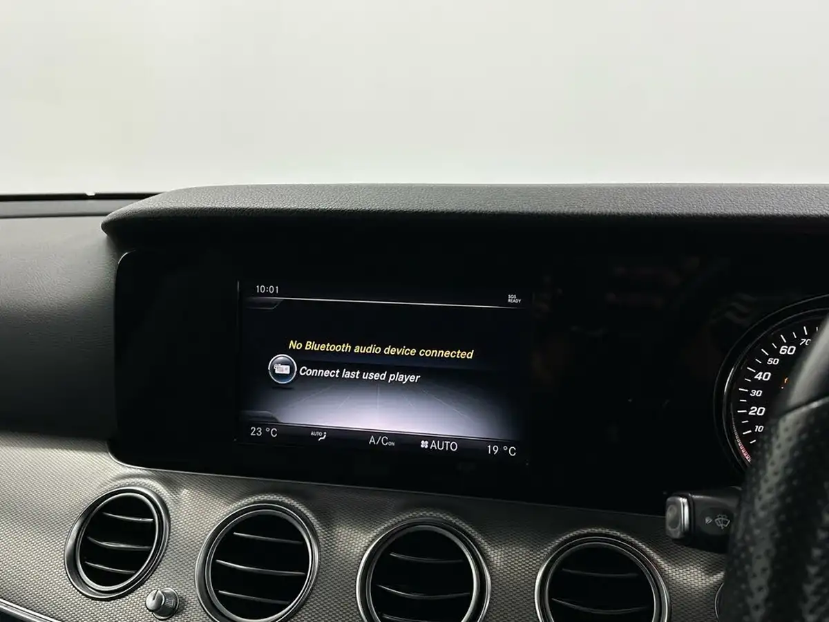 2017-mercedes-benz-e-class-20d-e220d-se-ss-estate-5d-big-23