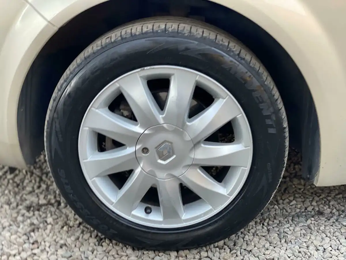 2008-renault-scenic-16-dynamique-big-46