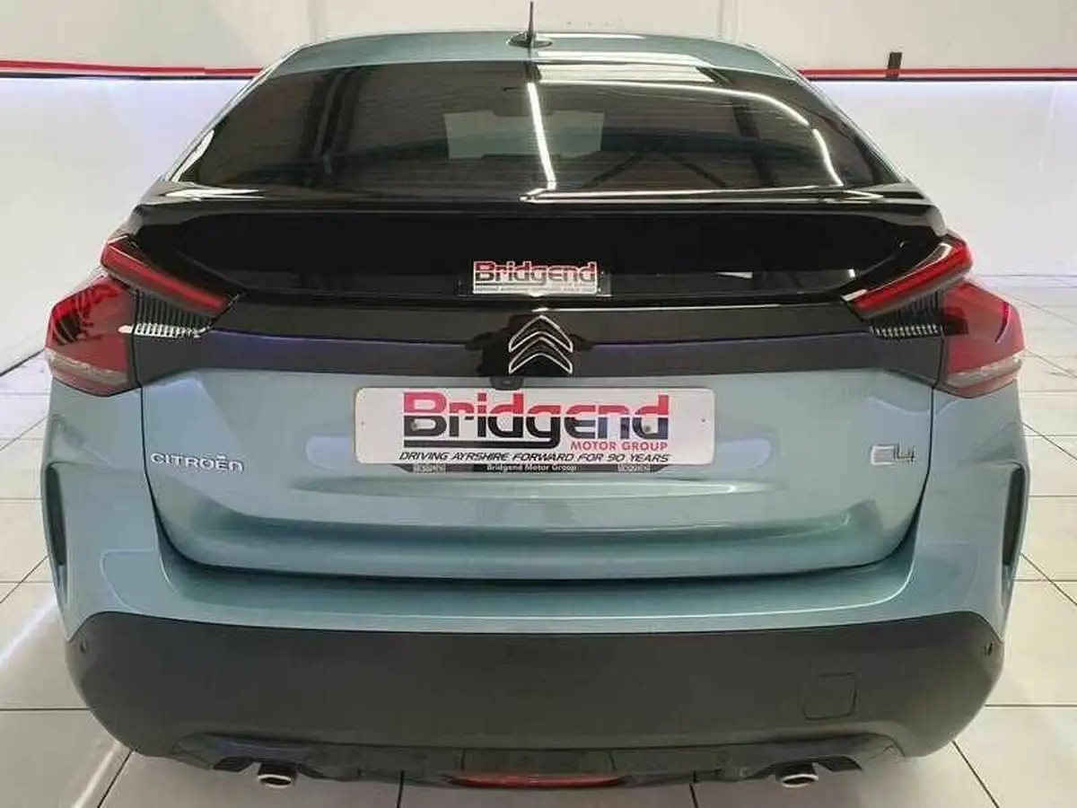 2021-citroen-c4-12-puretech-sense-plus-eat8-big-4