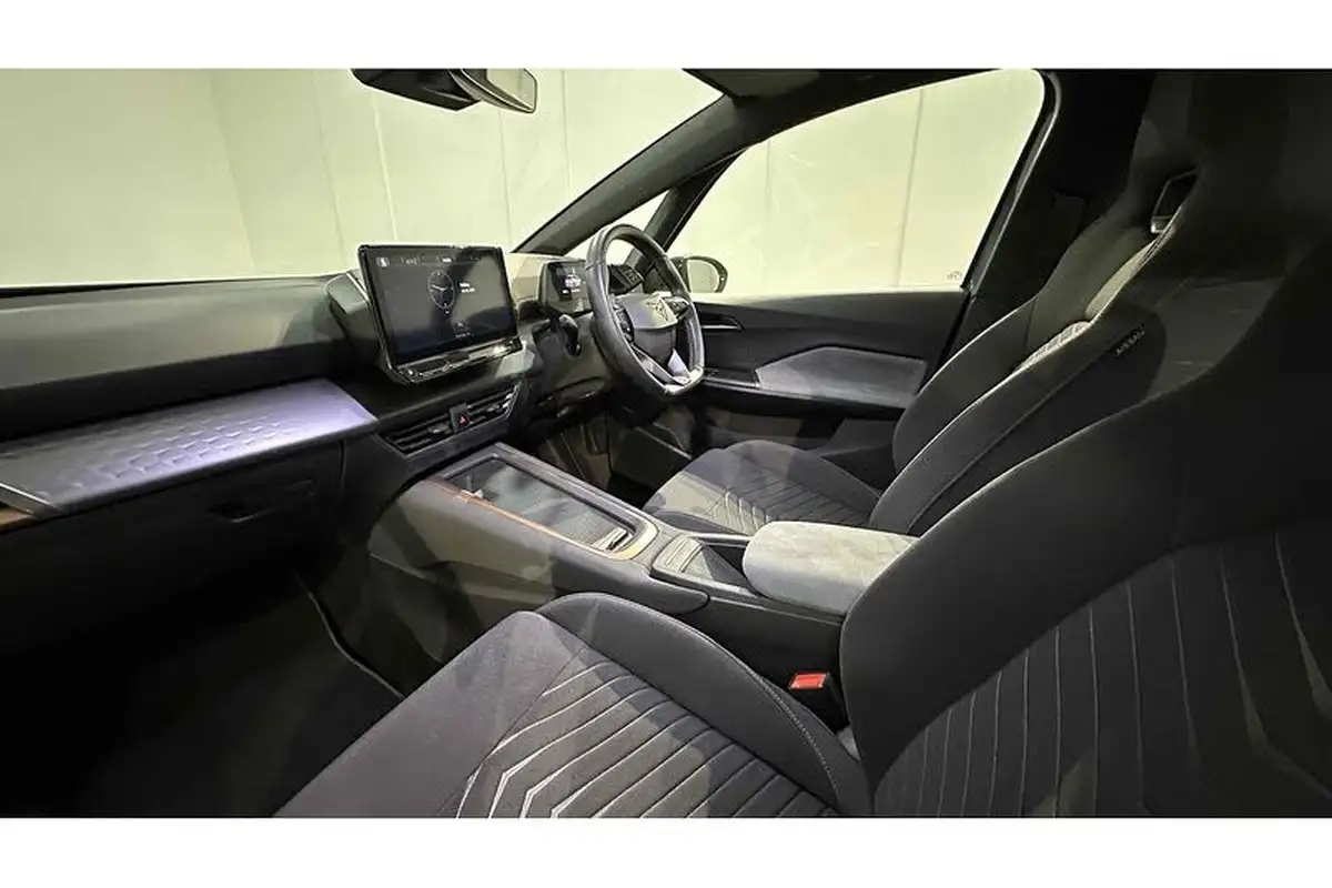 2023-cupra-born-e-v1-204ps-big-19