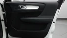 2020-volvo-xc40-20td-d3-momentum-geartronic-small-14