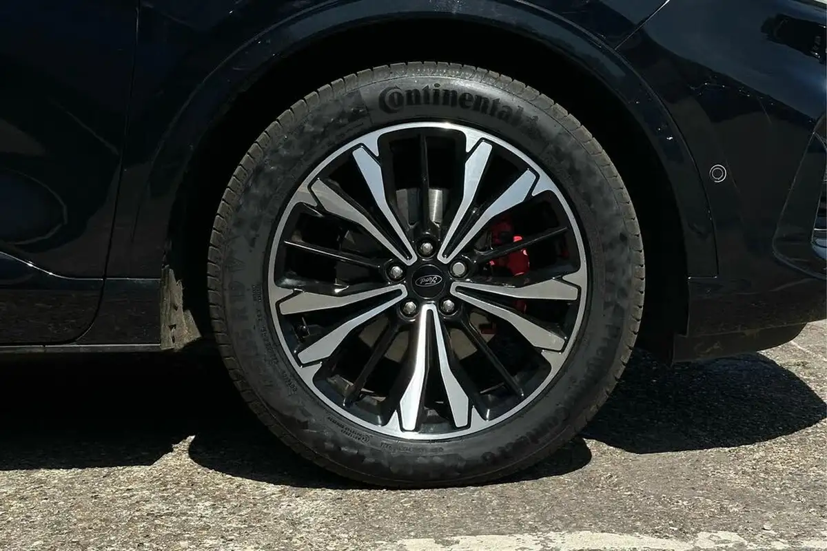 2024-ford-kuga-25t-st-line-x-edition-190ps-fhev-big-8