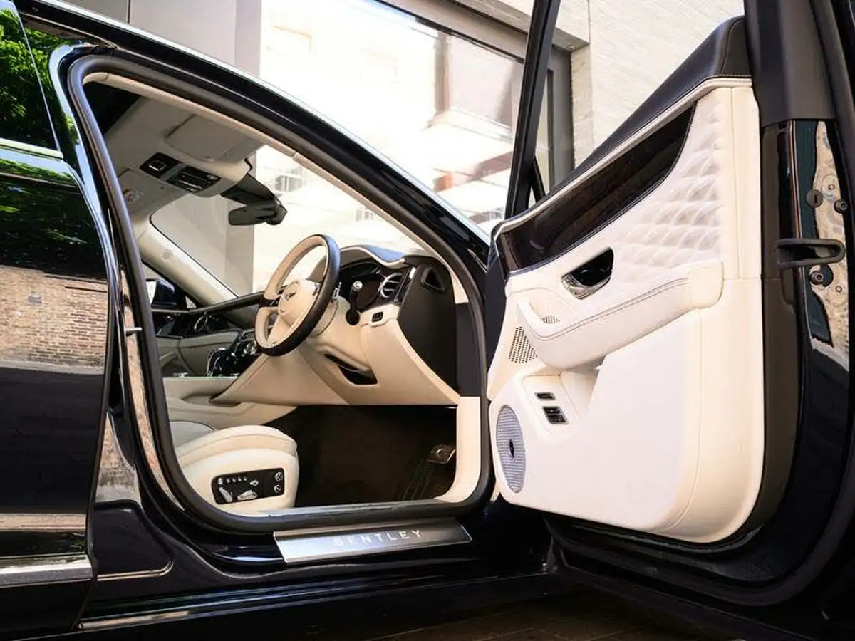 2020-bentley-flying-spur-60-w12-big-16