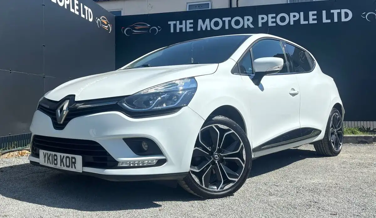 2018-renault-clio-09-tce-iconic-90ps-big-3