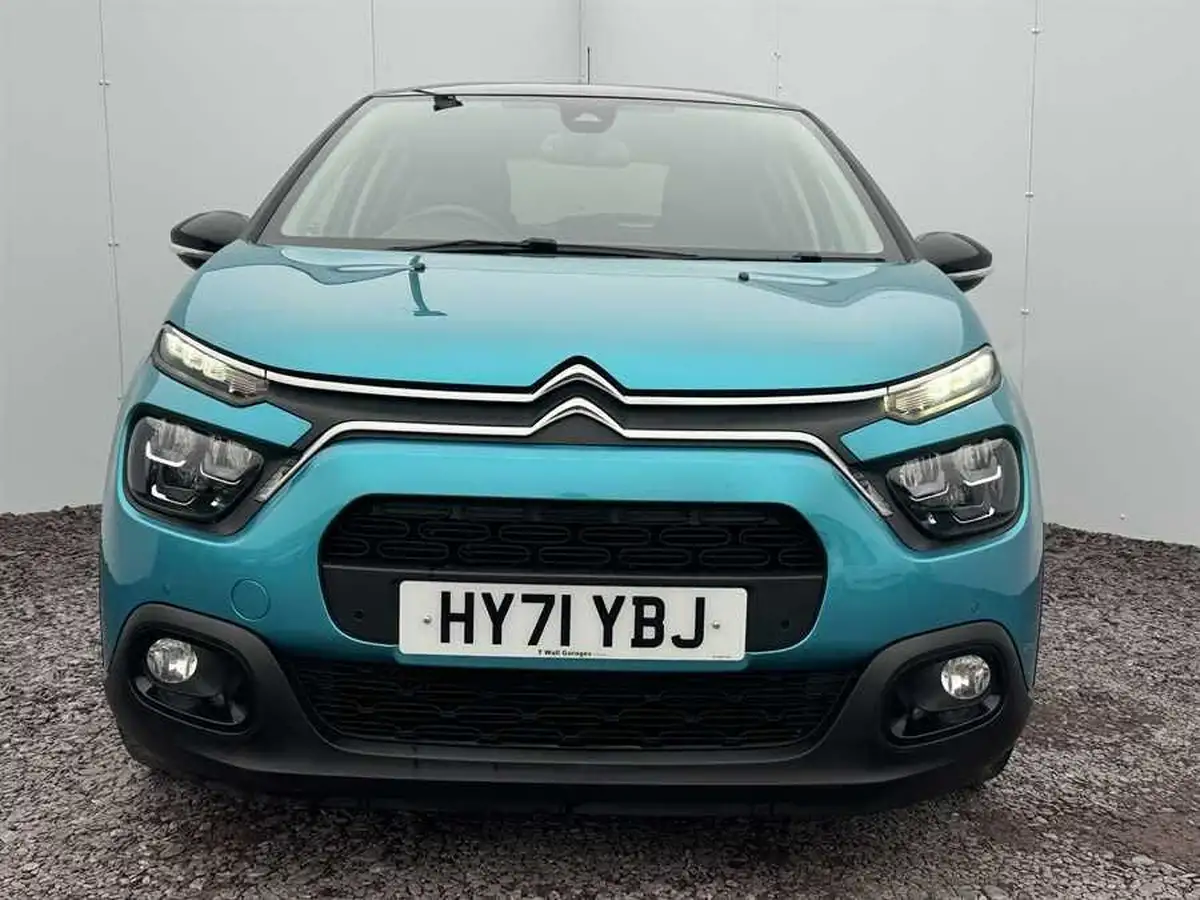 2021-citroen-c3-12-puretech-shine-plus-110ps-eat6-big-1