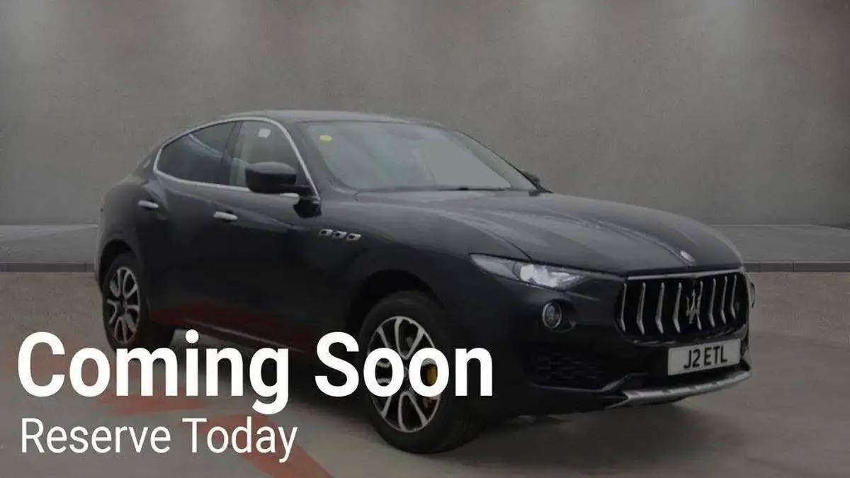 2017-maserati-levante-big-26