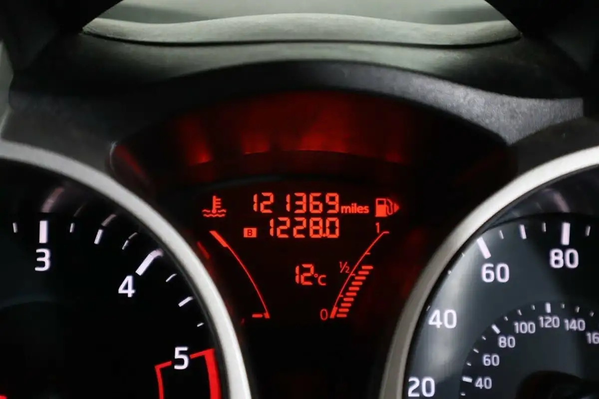 2016-nissan-juke-15dci-n-connecta-ss-big-19