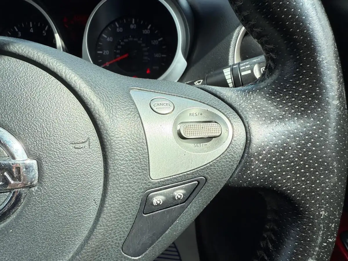 2015-nissan-juke-16-acenta-big-20