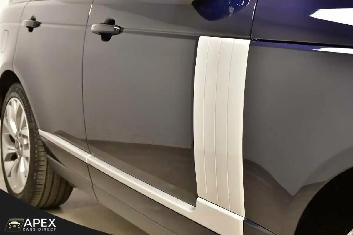 2021-land-rover-range-rover-30-d300-westminster-big-17
