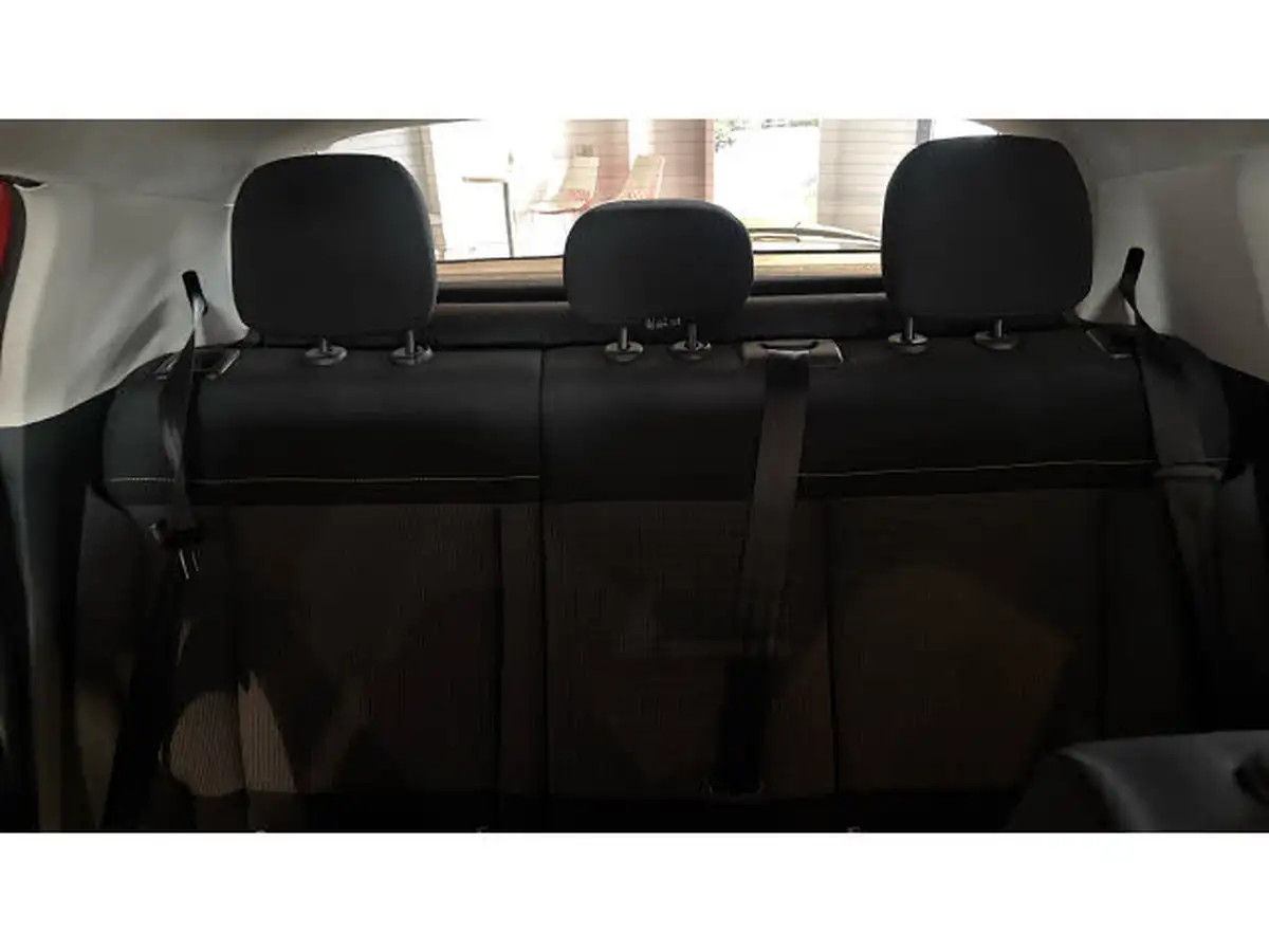 2019-citroen-c3-15bluehdi-flair-big-14