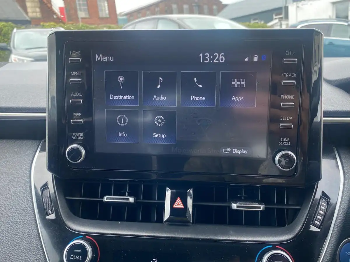 2021-toyota-corolla-18-vvt-i-gr-sport-17in-alloy-wheelstrk-touring-sports-big-20