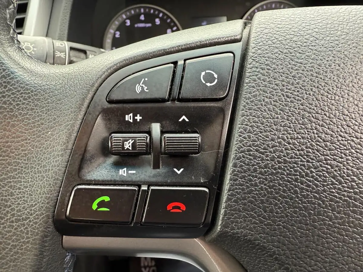 2018-hyundai-tucson-16-gdi-blue-drive-se-nav-big-13