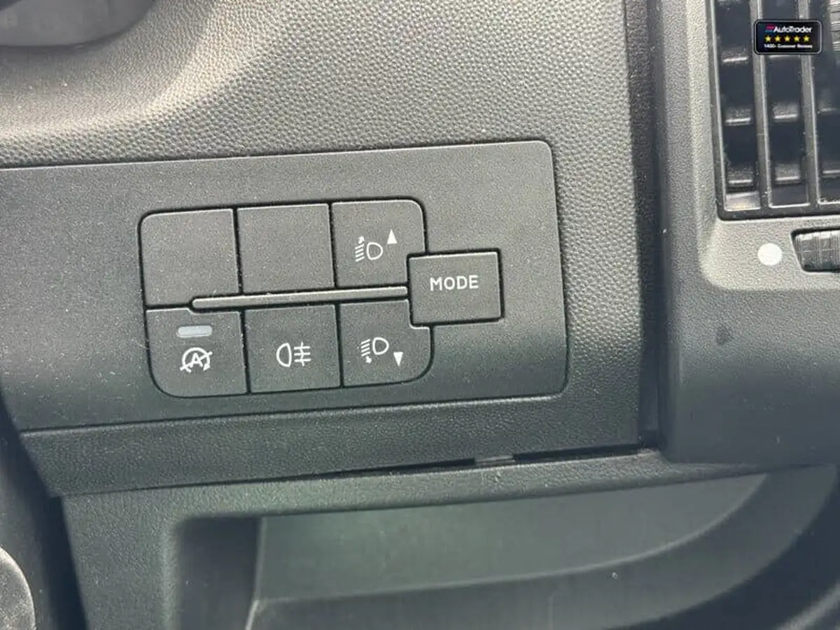 2022-citroen-relay-22bluehdi-35-l3h2-enterprise-panel-big-20