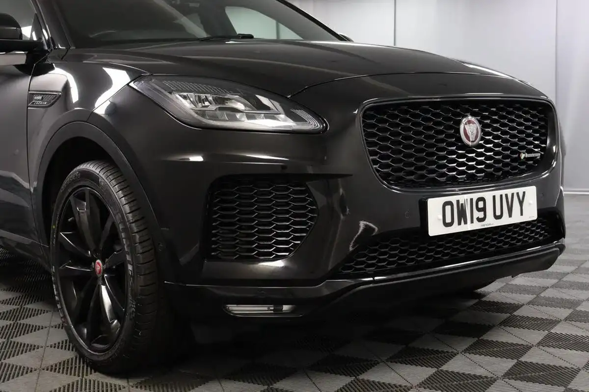 2019-jaguar-e-pace-20-i4d-r-dynamic-hse-180ps-big-23