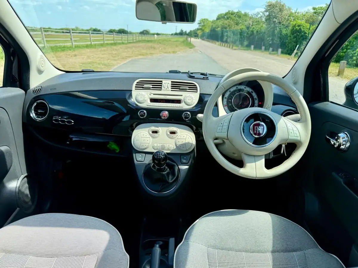 2014-fiat-500-09-lounge-105bhp-ss-big-11