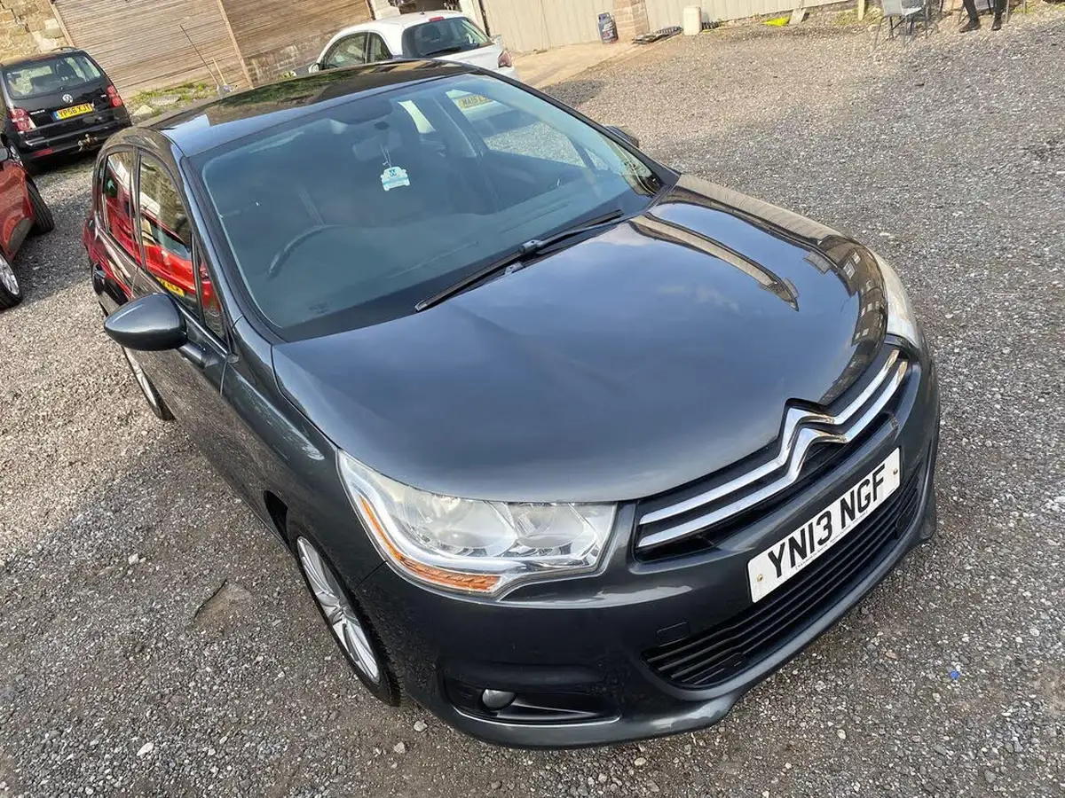2013-citroen-c4-16-vtr-big-1