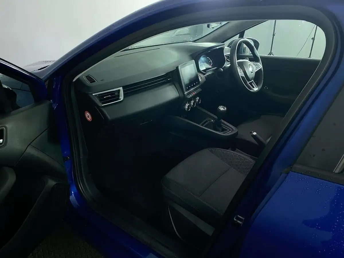 2023-renault-clio-10-tce-evolution-big-17