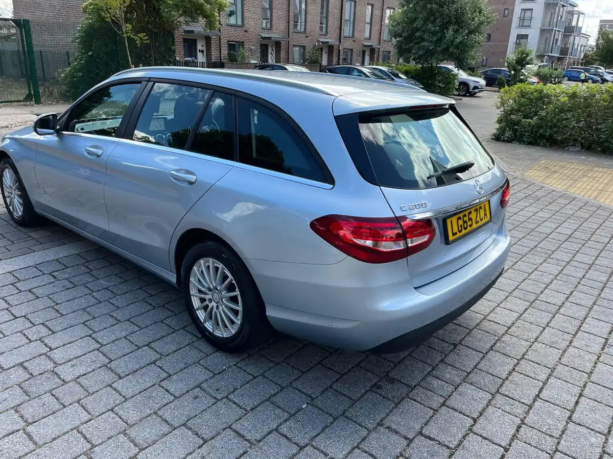 2015-mercedes-benz-c-class-20-c200-se-184ps-executivess-estate-5d-7g-tronic-plus-big-11