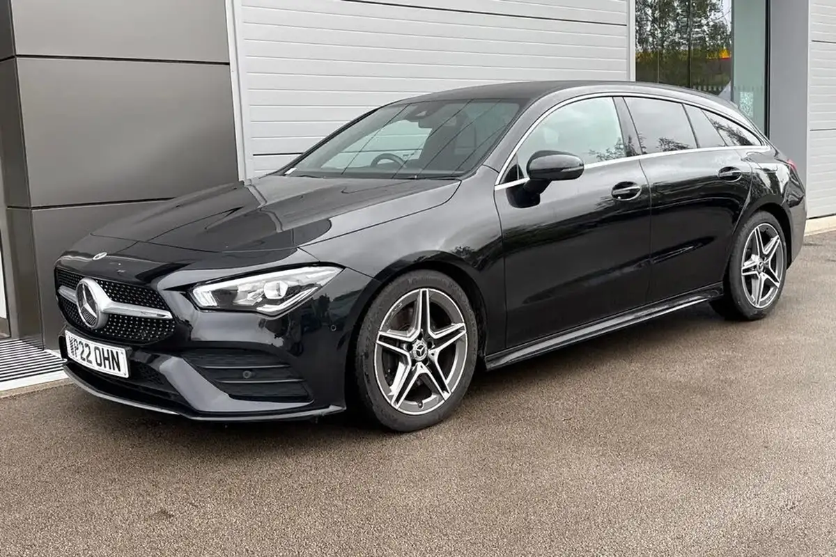 2022-mercedes-benz-cla-13-cla-200-amg-line-shooting-brake-5d-big-27