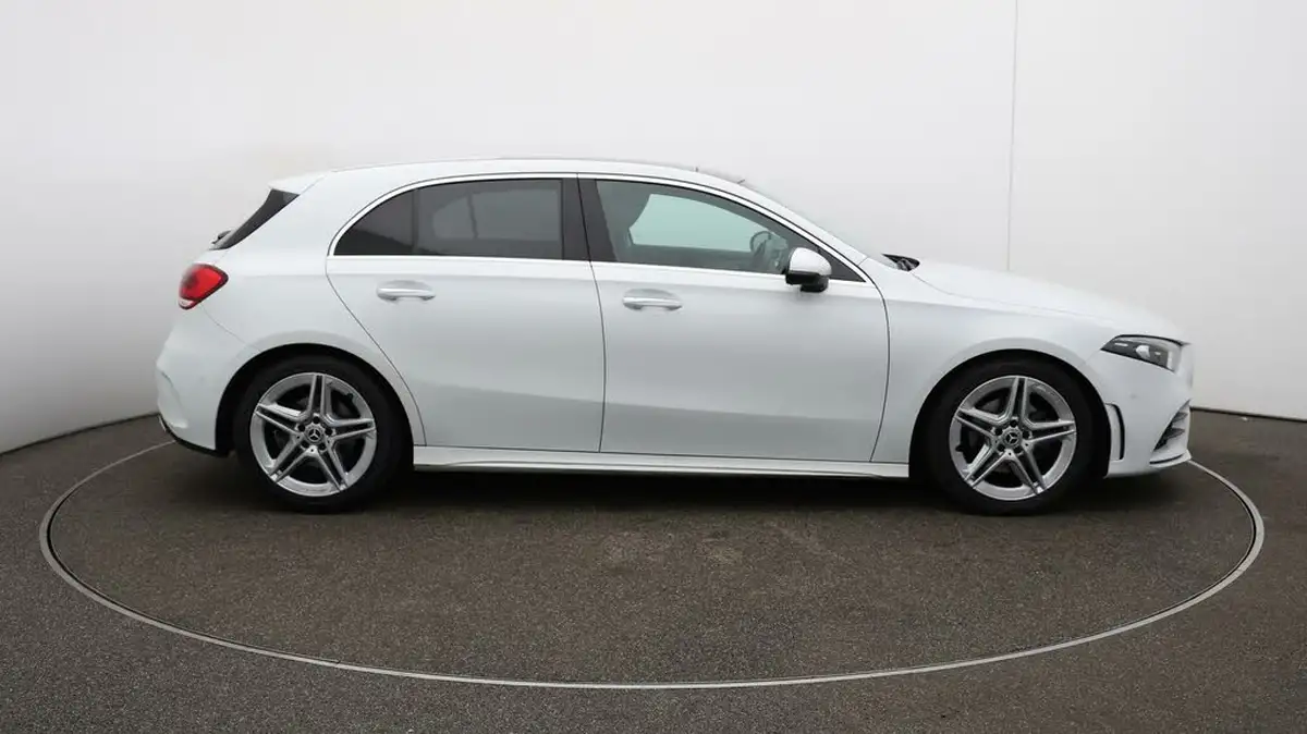 2020-mercedes-benz-a-class-13-a200-amg-line-premium-plus-hatchback-5d-7g-dct-big-42