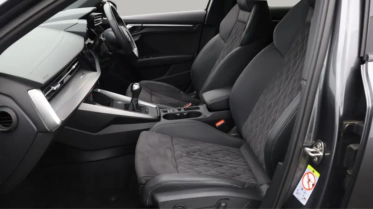 2022-audi-a3-15-35-tfsi-edition-1-sportback-5d-big-14