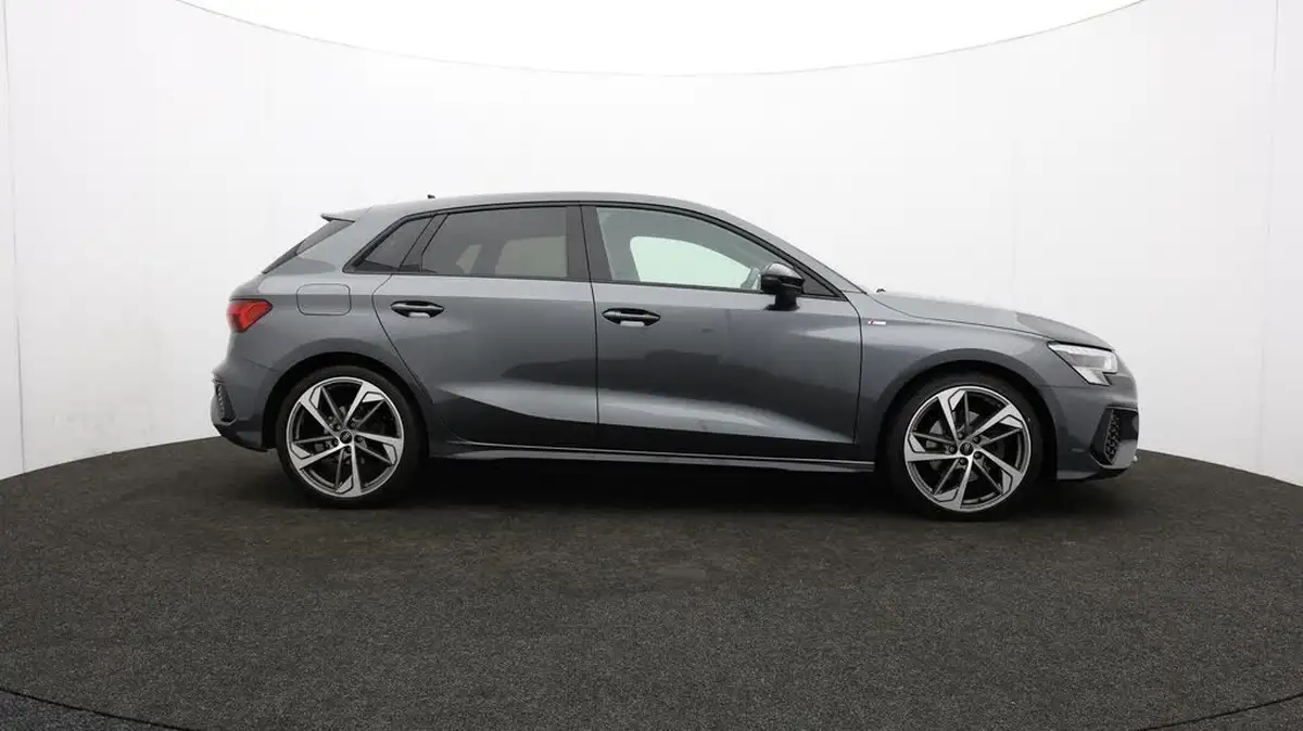 2022-audi-a3-15-35-tfsi-edition-1-sportback-5d-big-42