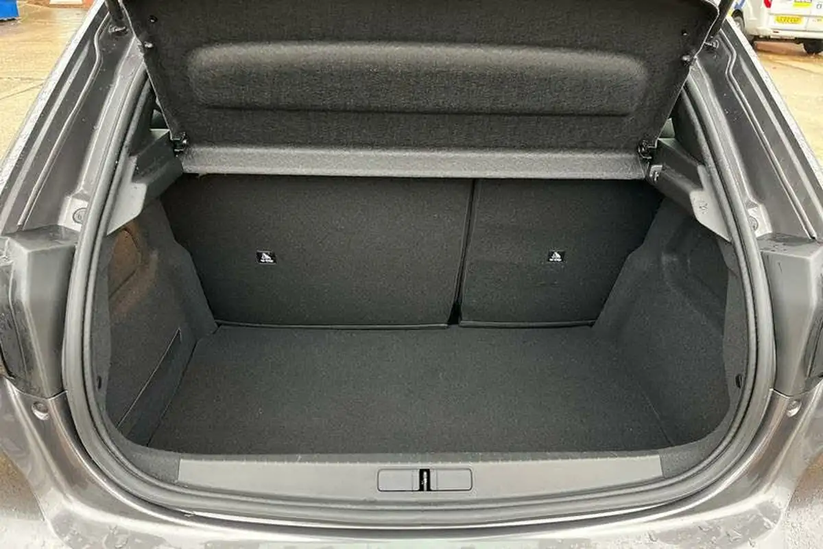2021-peugeot-208-12-puretech-active-premium-100bhp-eat8-big-20