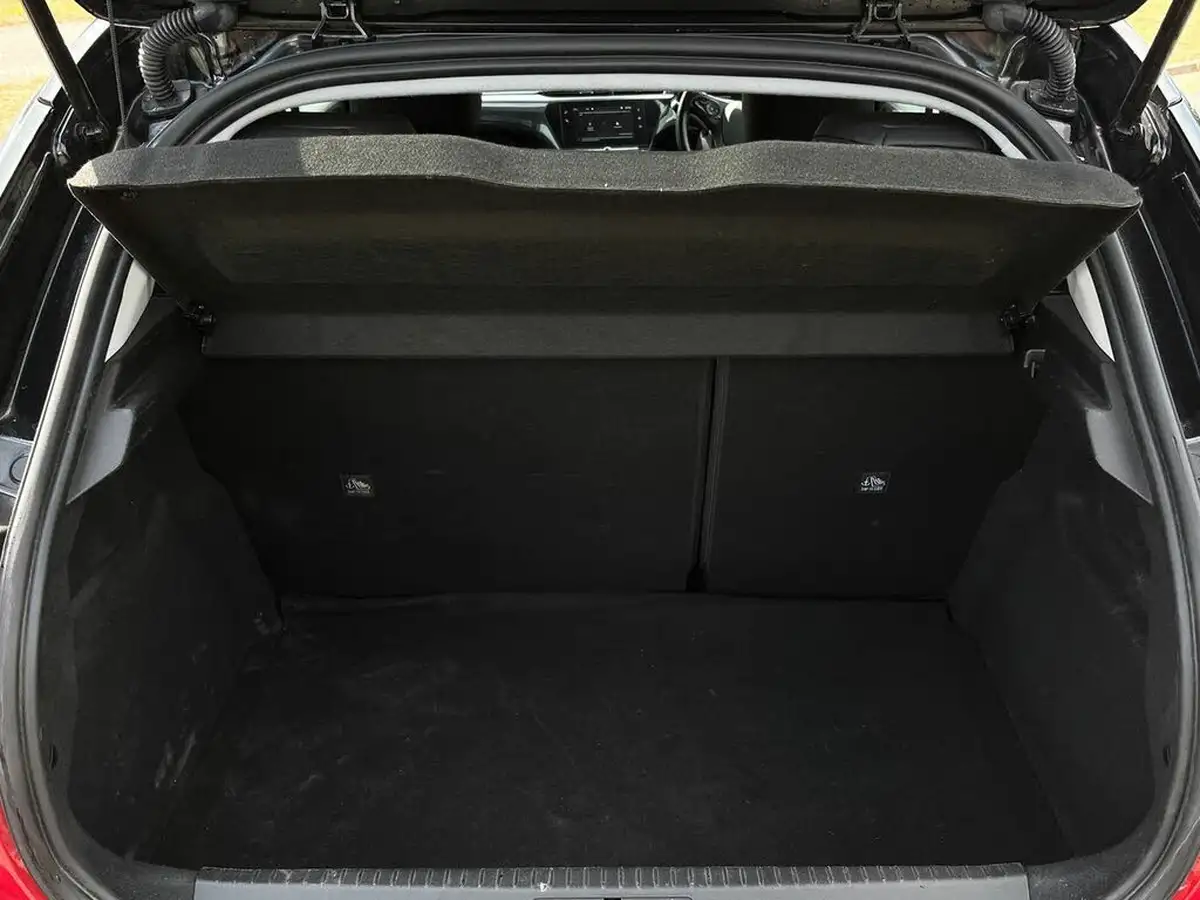 2022-vauxhall-corsa-12i-elite-edition-big-11