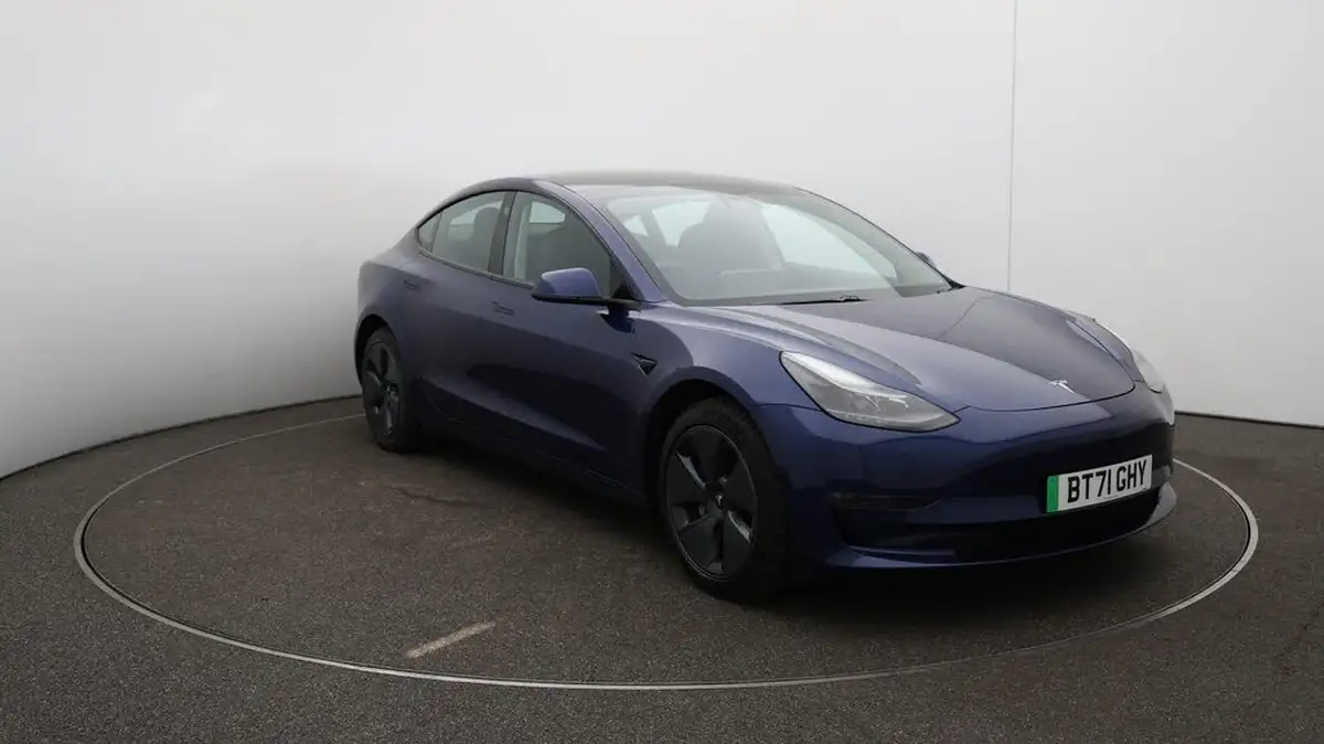 2021-tesla-model-3-e-long-range-awd-big-35