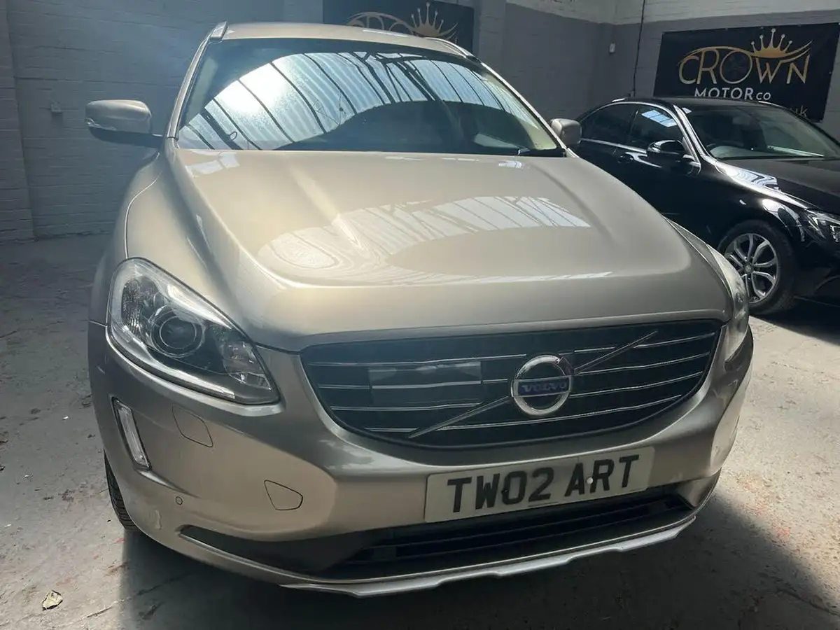 2013-volvo-xc60-24td-d5-se-lux-215bhp-nav-geartronic-big-3