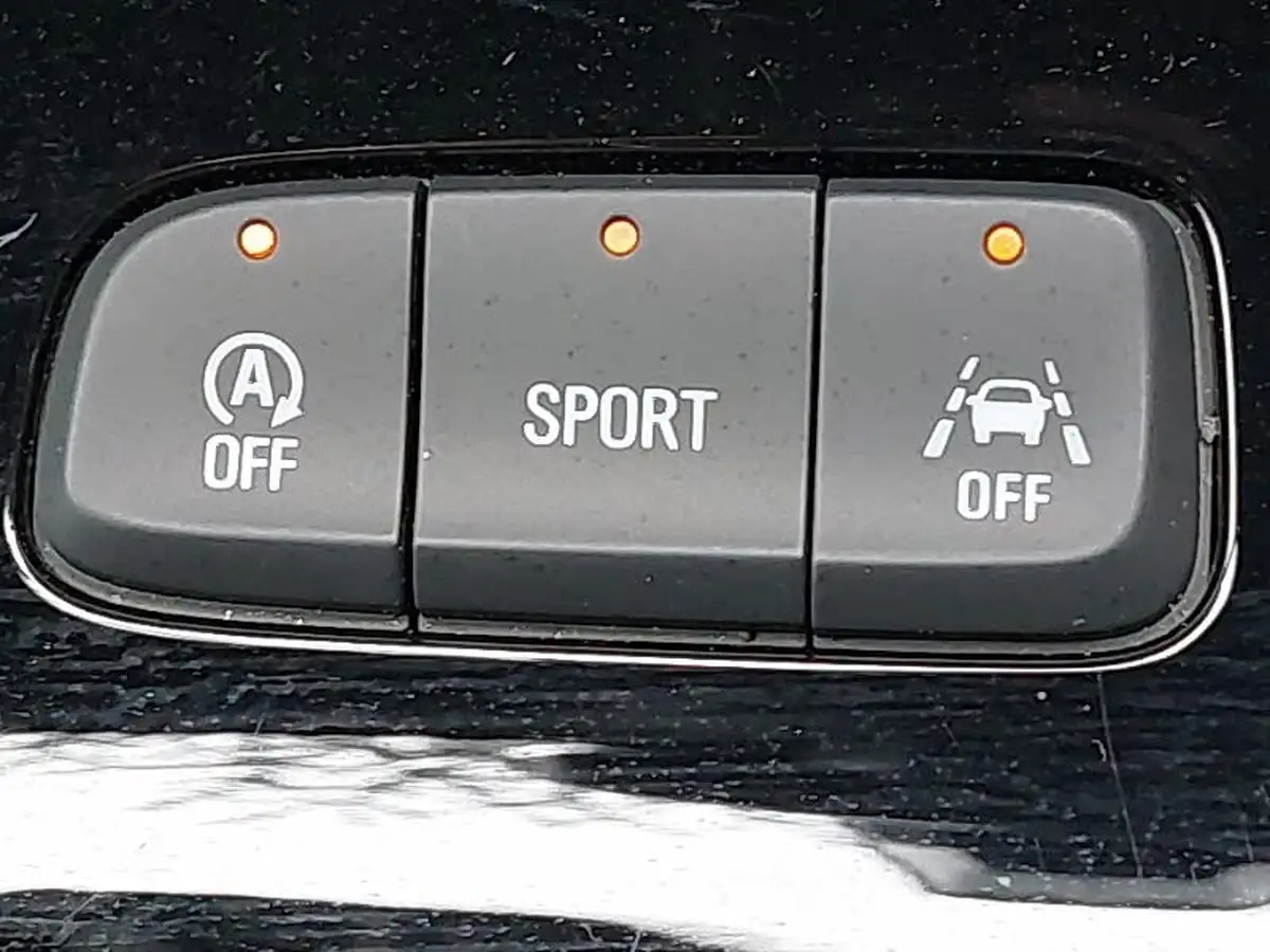 2024-vauxhall-mokka-12-gs-136ps-big-16