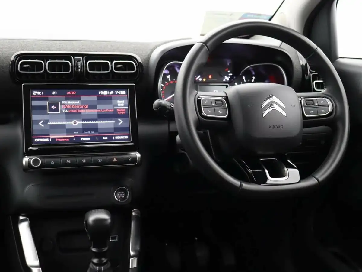 2022-citroen-c3-aircross-12-puretech-shine-plus-110ps-big-22