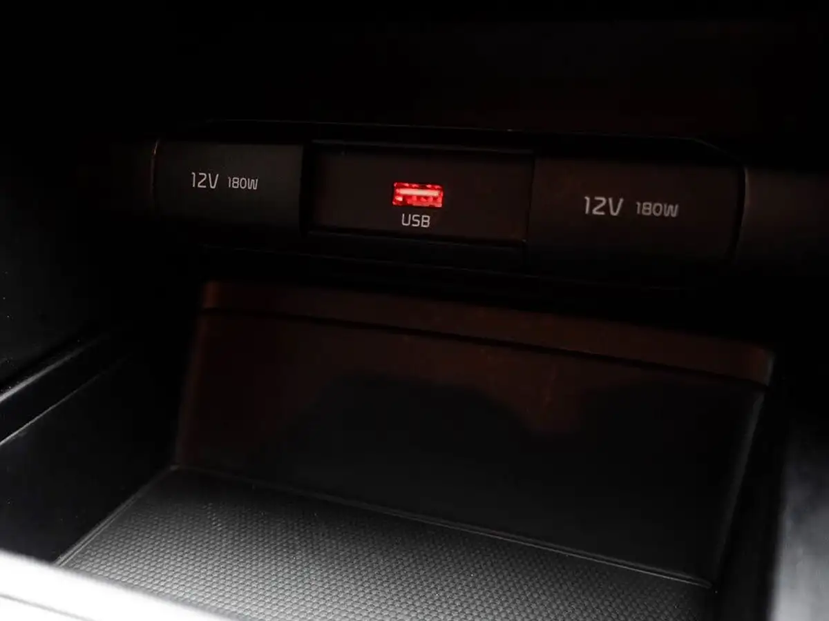 2022-kia-xceed-10-t-gdi-2-big-39