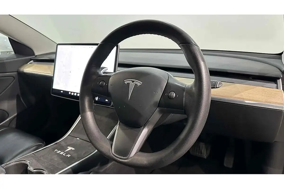 2020-tesla-model-3-e-standard-plus-big-36