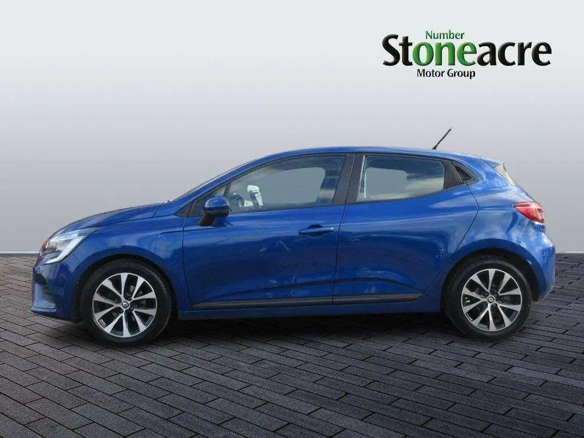 2021-renault-clio-10-tce-iconic-90ps-big-4
